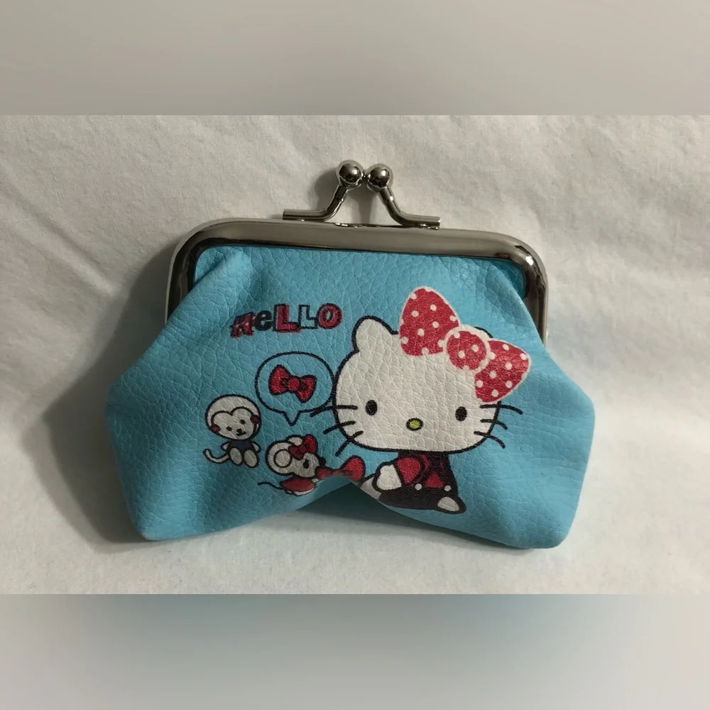 Hello kitty coin purse Hello Kitty graphics kiss lock closures  blue